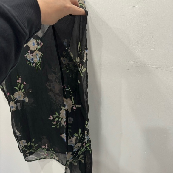 O’Neill Black Sheer Floral Tunic Swim Cover-Up Top X-Small Loose Fit - Picture 8 of 8